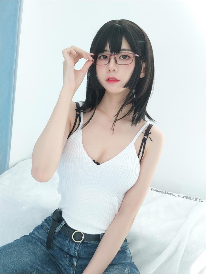 眼酱大魔王w 牛仔裤 [32P-164M]