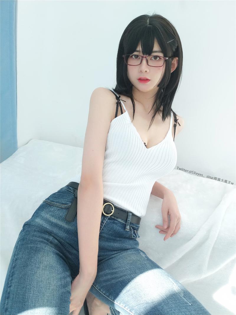 眼酱大魔王w 牛仔裤 [32P-164M]