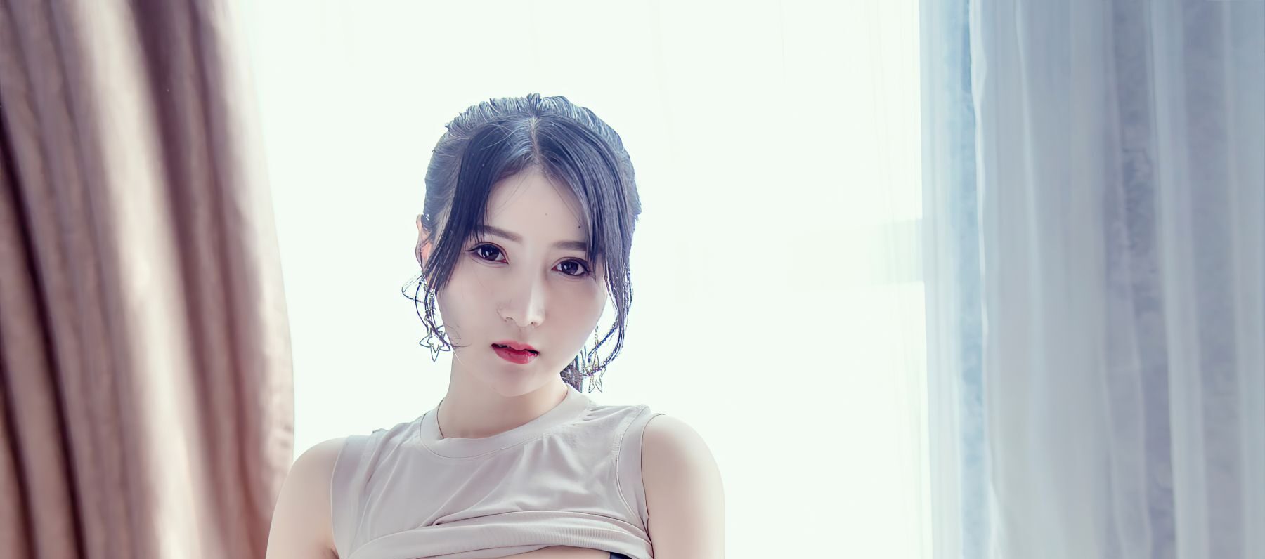 1638020544-26 新人@林煊煊 _90后嫩模微博coser全部作品