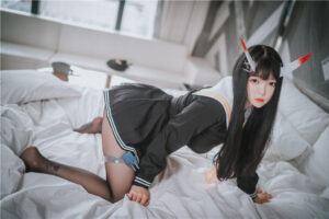 韩国妹子 아람(Aram) 可爱小恶魔写真合集[12套