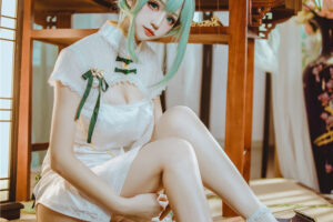 Coser@衣衣 摄影作品写真合集9套
