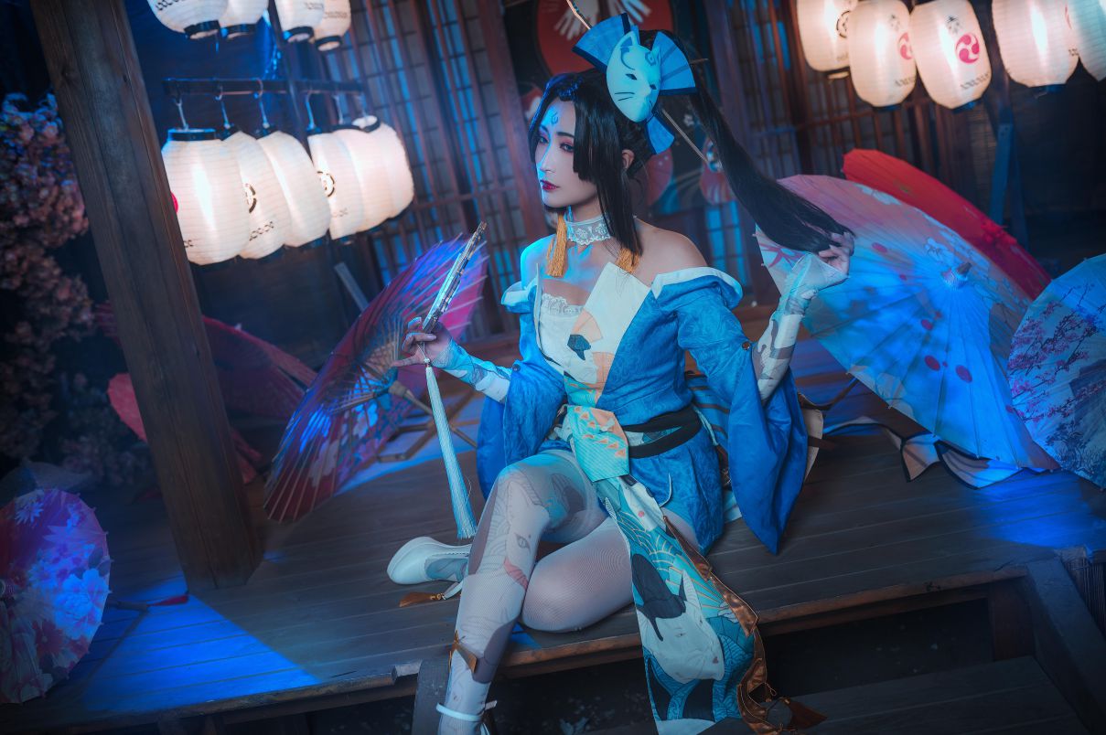 拿相机的执义-微博coser全部作品[写真合集]