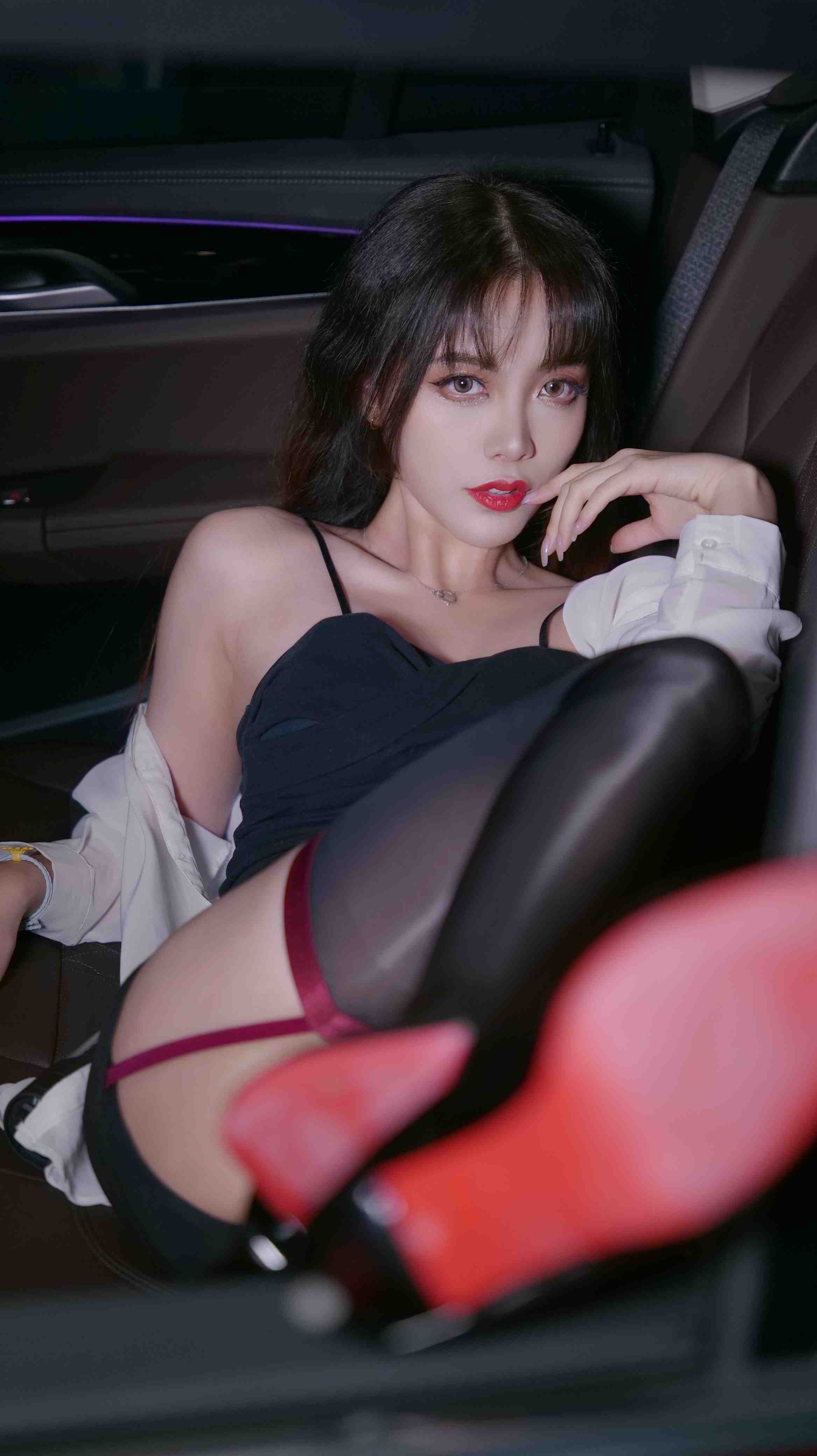 陈妮妮UNI-微博coser全部作品[写真合集]