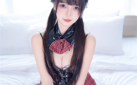 神楽坂真冬《叛逆人偶》[75P-91MB]