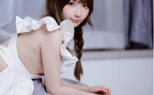 是三不是世w 围裙[62P-747MB]