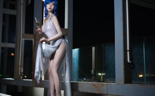 一米八的大梨子_大梨子不是御姐的个人介绍和作品鉴赏