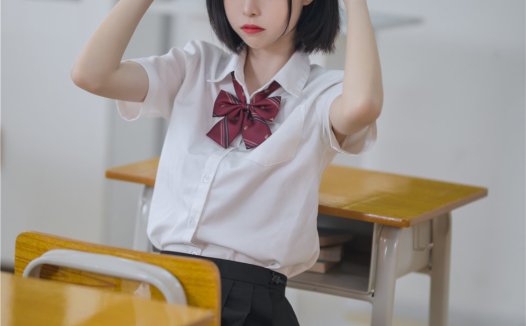 许岚LAN cos个人介绍写真合集