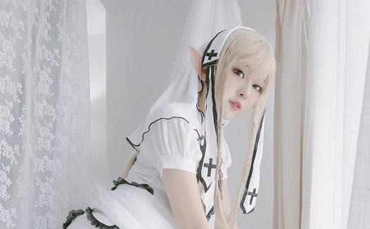 小容仔咕咕咕w 的个人介绍和写真合集[持续更新