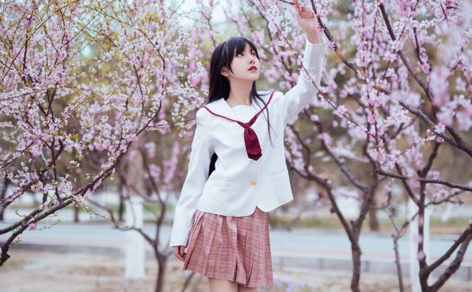 Shika小鹿鹿cos作品和个人介绍完美侧颜，coser中的高材生