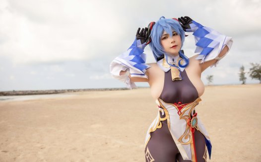 Uy Uy 有容乃大 写真美图合集