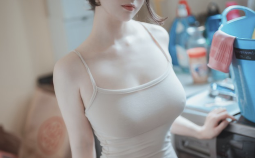 ZziZzi-cos摄影作品[写真合集]