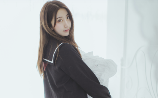 青春少女黑川:JK 作品唤起回忆,点燃幻想