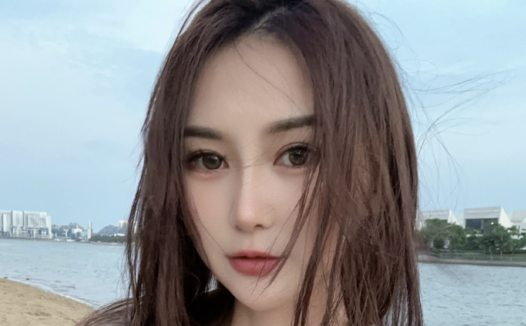 陈佩奇(陈大小姐)微密视频图片及所有作品免费鉴赏